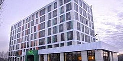 SkyPort Hotel